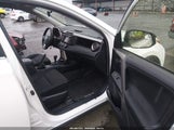 Toyota Rav4 Le JTMBFREV7JJ186289 снимка