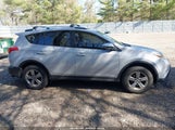 Toyota Rav4 Xle JTMRFREV7FD165950 снимка