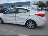 Hyundai Elantra Limited 5NPDH4AE0DH245580 снимка