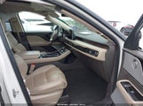 Lincoln Aviator Reserve 5LM5J7XC9NGL10800 photo