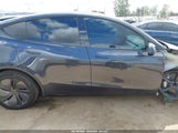 Tesla Model Y 7SAYGDED5TF568352 снимка