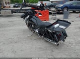 Harley-Davidson Flhtk 1HD1KEM14BB674611 fotografie
