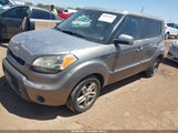 Kia Soul + KNDJT2A21B7282313 снимка