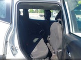 Jeep Renegade Sport Fwd ZACCJAAB3HPF13443 снимка