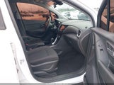 Chevrolet Trax Ls 3GNCJKSB9JL351182 снимка