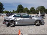 Toyota Camry Le 4T1B11HK2KU760391 photo