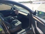 Tesla Model Y Long Range Single Motor Rear-Wheel Drive 7SAYGDED5SA374996 fotografie