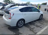 Toyota Prius Two JTDKN3DU4D5547144 fotografie