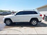 Jeep Grand Cherokee Laredo 4X4 1C4RJFAGXHC841837 fotografie