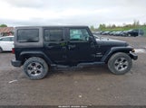 Jeep Wrangler Unlimited Sahara 1C4BJWEG0GL241550 fotografie