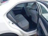Toyota Corolla Le 2T1BURHE7EC204101 photo