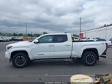 Toyota Tacoma Trd Sport 3TMLB5JN5RM027297 photo