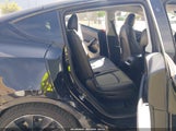 Tesla Model Y Long Range Dual Motor All-Wheel Drive 7SAYGAEE1NF387744 fotografie