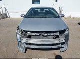 Toyota Corolla Le JTDEPRAE8LJ037750 снимка