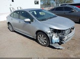 Toyota Corolla Le JTDEPRAE8LJ037750 снимка