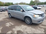 Chrysler Town & Country Touring-L 2C4RC1CG2DR709327 fotografie