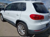 Volkswagen Tiguan Se WVGBV7AX0GW533936 photo