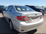 Toyota Corolla Le 2T1BU4EE5BC710397 снимка