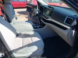 Toyota Highlander Le 5TDZARFH8FS011789 снимка