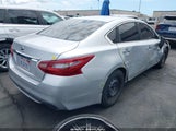 Nissan Altima 2.5 S 1N4AL3AP7JC278618 fotografie