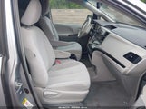 Toyota Sienna Le V6 8 Passenger 5TDKK3DC7ES468739 fotografie