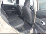 Kia Soul KNDJN2A22F7169289 снимка