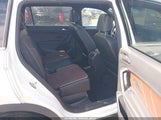 Volkswagen Tiguan 2.0T Sel R-Line 3VV4B7AX9NM085183 снимка