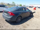 Volvo S60 T6 YV1902FH4E2274355 photo