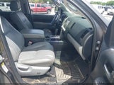 Toyota Tundra Grade 5.7L V8 5TFEY5F15CX124661 photo