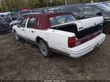 Lincoln Town Car Executive 1LNLM81W7PY762543 снимка