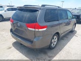 Toyota Sienna Le V6 7 Passenger Auto Access Seat/Le V6 8 Passenger 5TDKK3DC9DS296518 fotografie