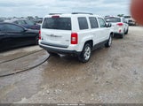 Jeep Patriot Latitude 1C4NJRFB0GD718313 photo
