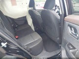 Nissan Rogue Sv Fwd 5N1BT3BAXPC942231 fotografie