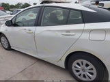 Toyota Prius Le JTDKARFU7L3122460 снимка