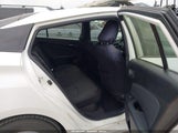 Toyota Prius Le JTDKARFU7L3122460 снимка