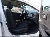 Kia Rio Lx 3KPA24AD7ME403963 снимка