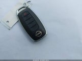 Nissan Versa 1.6 Sr 3N1CN8FV5RL928101 снимка