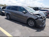 Toyota Sienna Xle 5TDYRKEC1RS187380 fotografie
