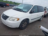 Chrysler Town & Country 1A4GP45R16B671449 снимка