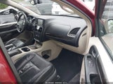 Chrysler Town & Country Limited 2A4RR6DG7BR677623 снимка
