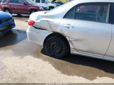 Toyota Corolla Le 2T1BU4EE5CC849561 fotografie