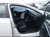 Toyota Corolla Le Premium 5YFBURHE1GP423557 снимка