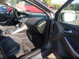 Ford Focus Se 1FADP3K23EL253130 fotografie