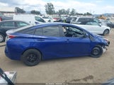Toyota Prius Two JTDKBRFU9H3555654 снимка
