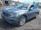 Volkswagen Tiguan 2.0T Se/2.0T Sel/2.0T Sel R-Line/2.0T Sel R-Line Black 3VV2B7AX1KM050494 fotografie