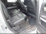 Toyota Tundra Sr5 5.7L V8 5TFUW5F16KX860671 fotografie