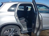 Mitsubishi Outlander Sport 2.0 Se 2Wd/2.0 Se Special Edition 2Wd JA4APVAUXNU014609 снимка