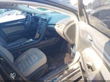 Ford Fusion S 3FA6P0G70HR258836 fotografie