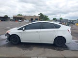 Toyota Prius Three JTDKN3DU7D5636920 снимка