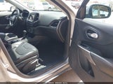 Jeep Cherokee Latitude Plus 4X4 1C4PJMLB5KD226921 снимка